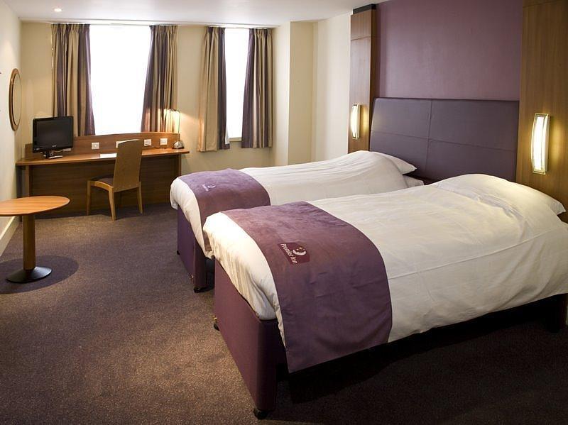 Premier Inn Liverpool City Centre - Moorfields 客房 照片